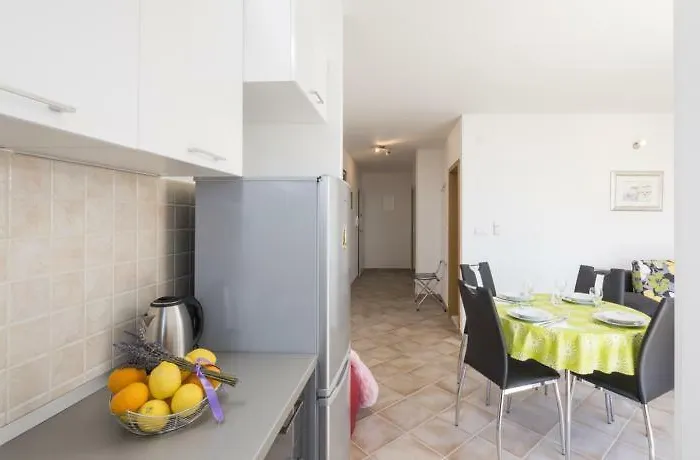 Hana's Eyes Apartman